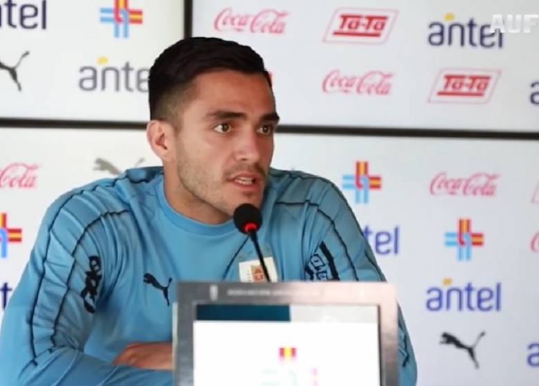 Conferencia de Maxi G�mez tras el 2-1 ante Chile